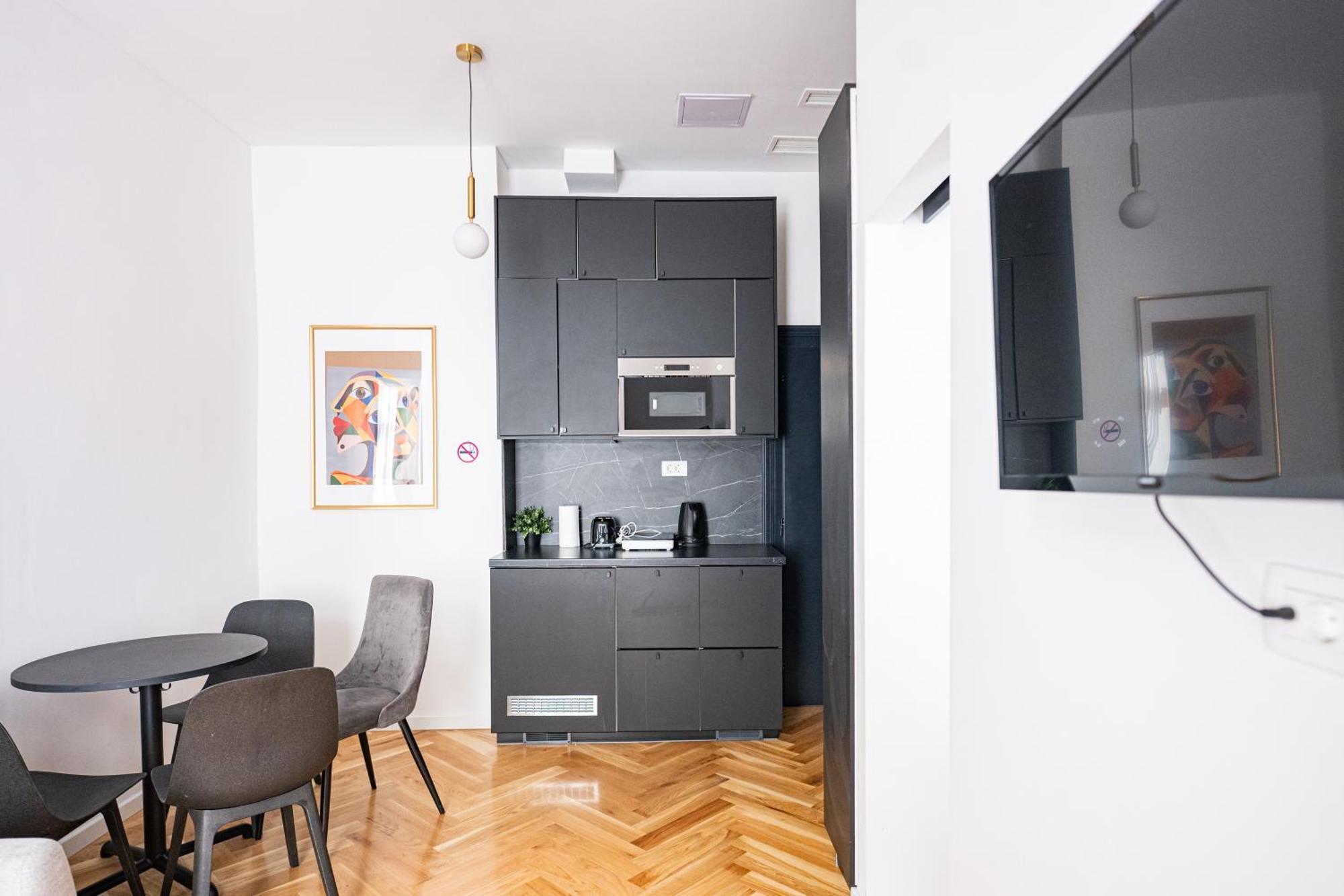 Zest And Nest Apartments In The Center Zagreb Exterior photo